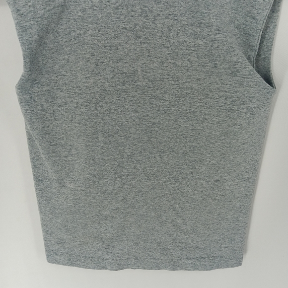 Intimately Free People Clean Lines Muscle Cami XS/S Built-In Bra Light Gray Tank - Picture 8 of 10